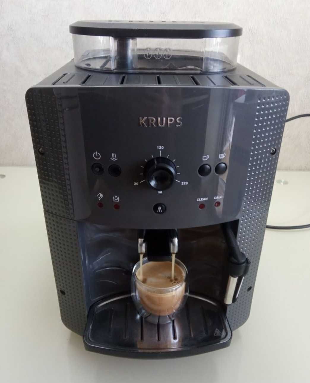 Кофемашина кофеварка Крупс Krups Essential EA810870 б/у