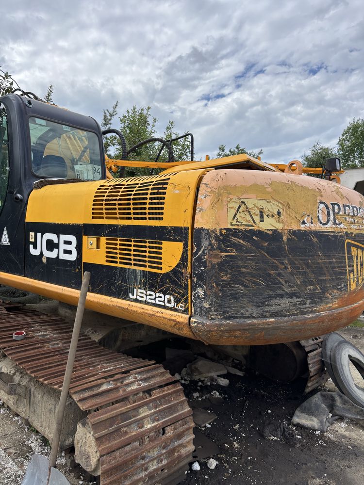 Продам jcb js220