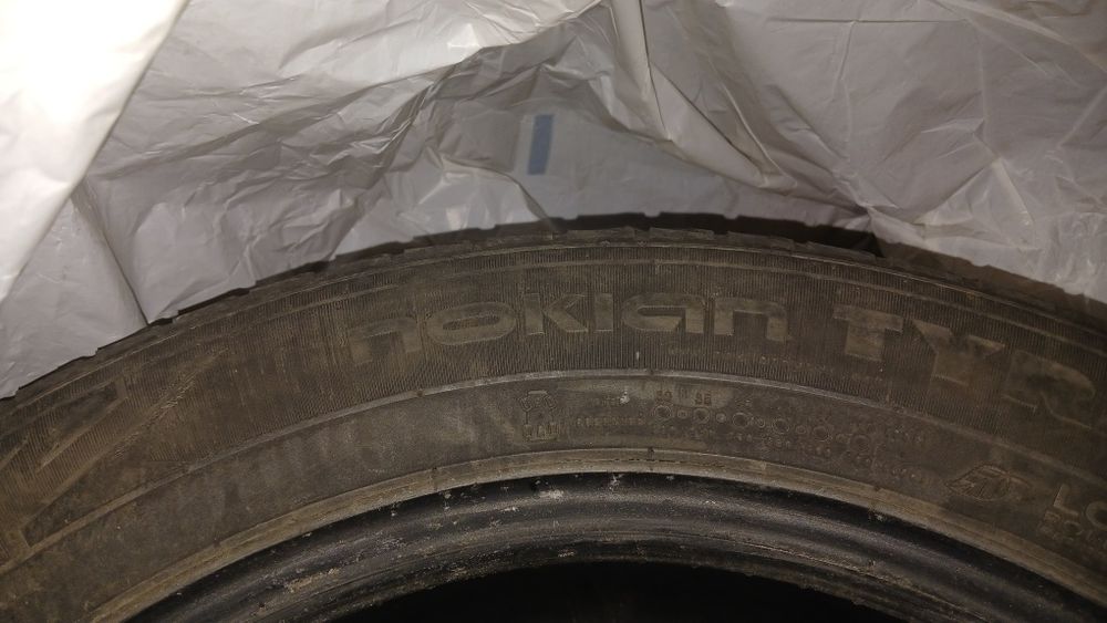 Продам резину , шини зима. 225-55-17