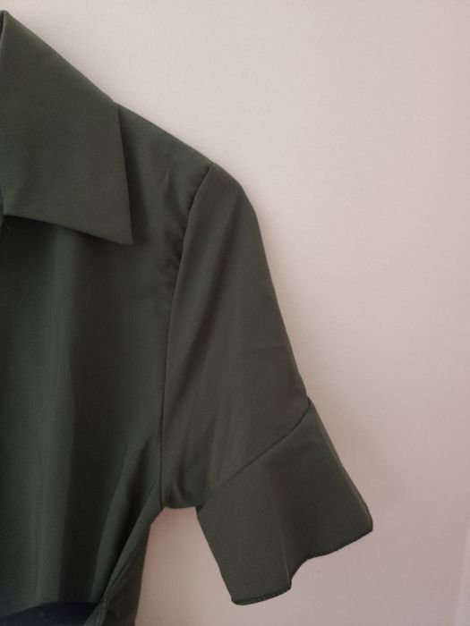 Vestido verde tropa