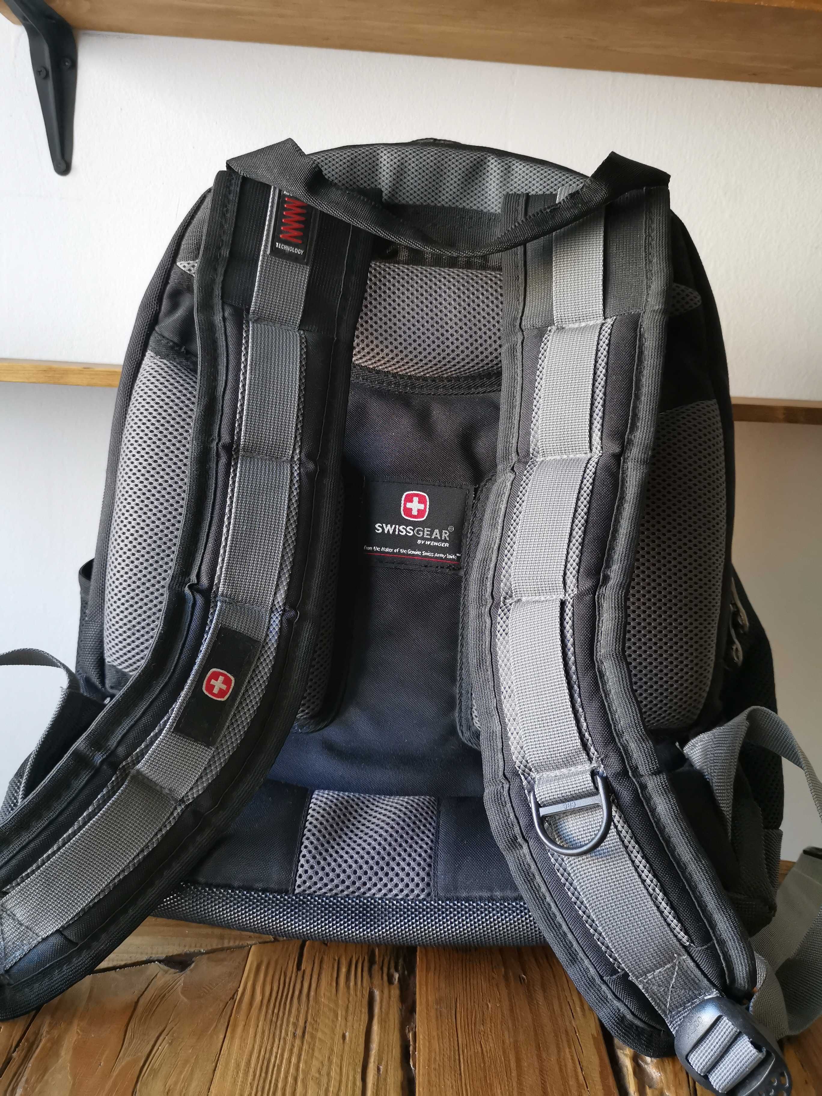 Mochila Wenger Synergy GA-7305 para portátil 16"