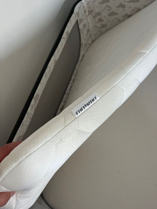 Łóżeczko niemowlęce, dostawka