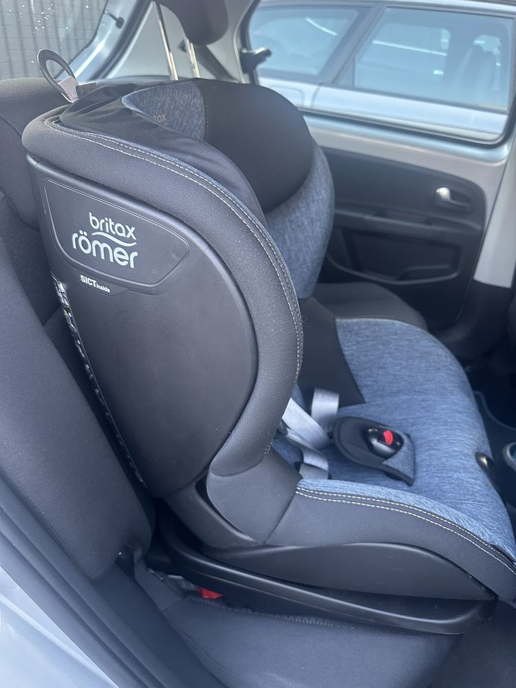 Продаж терміново автокрісло Britax Trifix2 i-Size