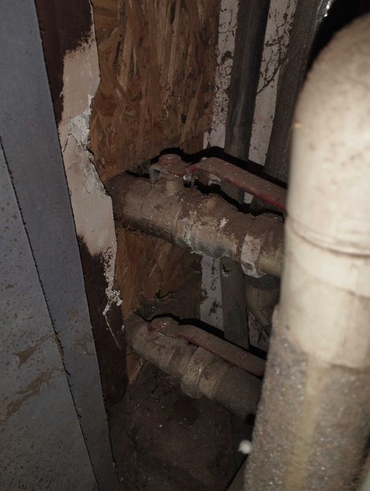 Бак аккумулятор з теплообмінником