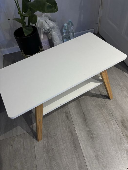 stolik kawowy z półką