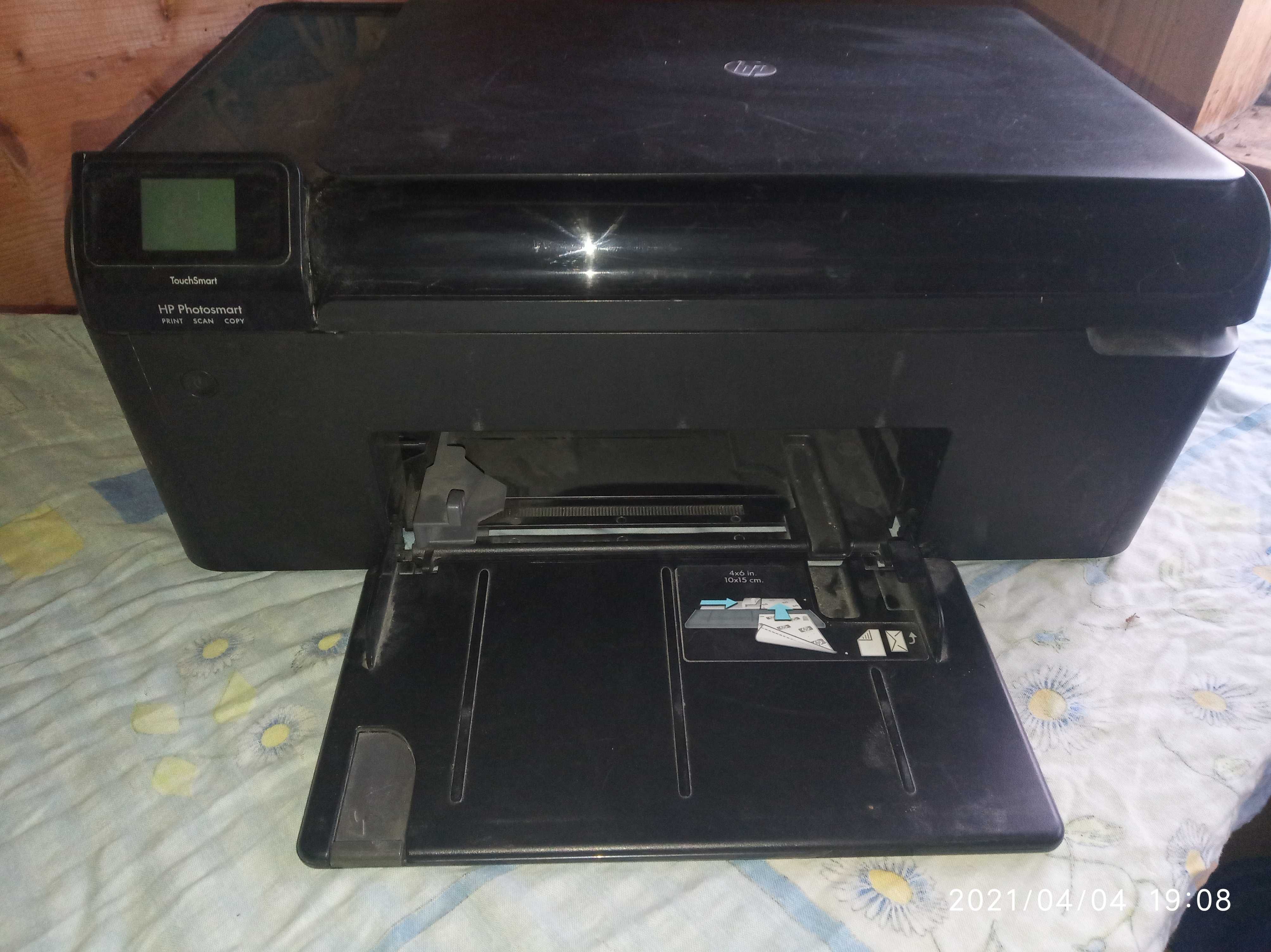 Продам принтер HP Photosmart Wireless b109q .