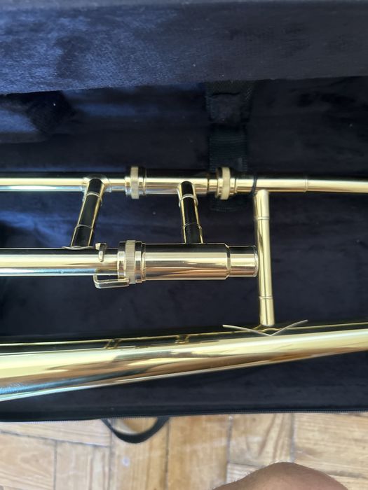 Trombone de vara em Bb para estudantes