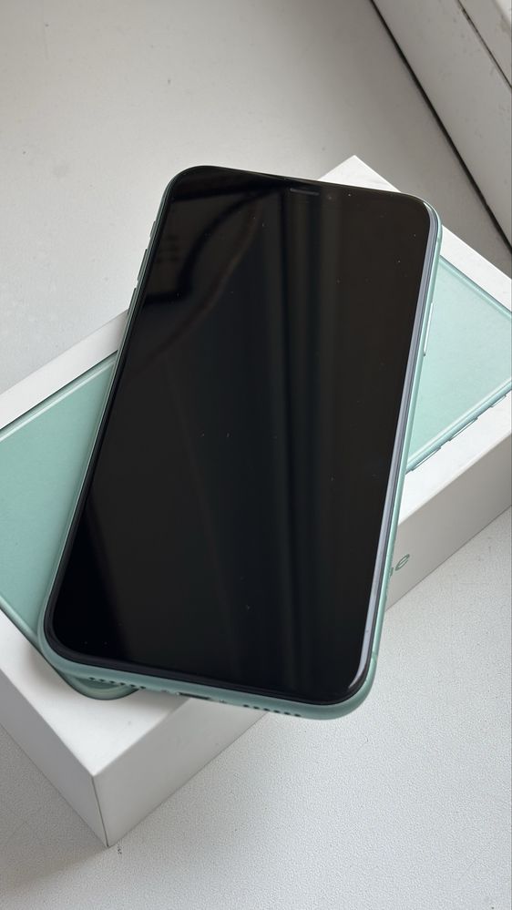 Iphone 11 128gb гарний стан