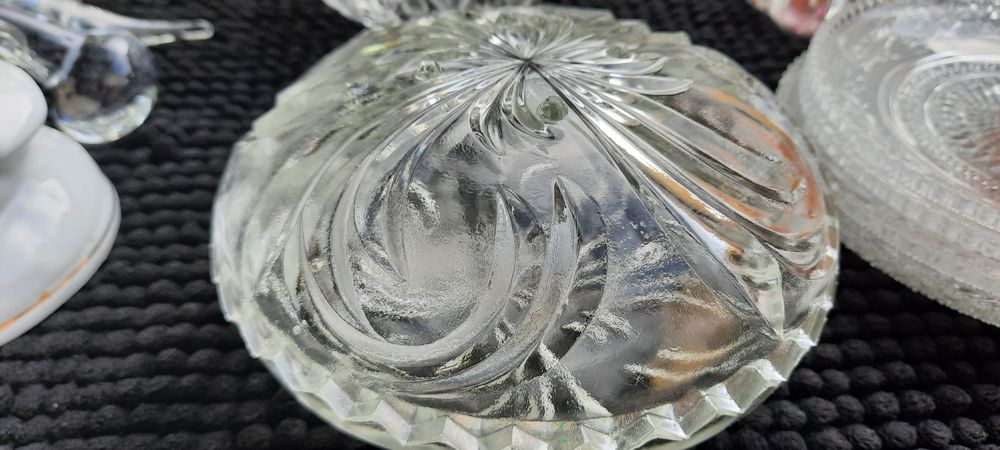 Bomboniera puzderko szkło Ząbkowice PRL