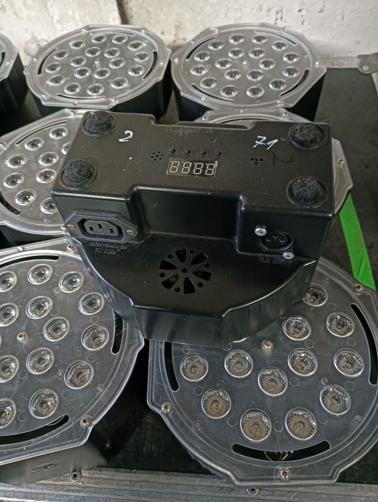 LED Par 18x3w RGB