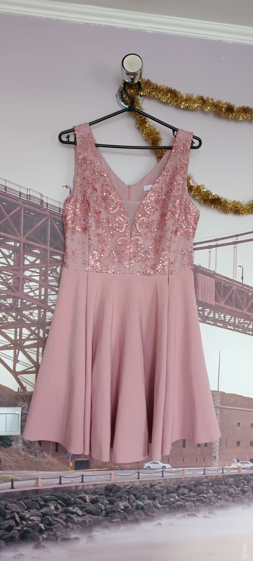 Jak nowa piękna różowa sukienka cekiny Elizabeth collection r.L/xl 40/
