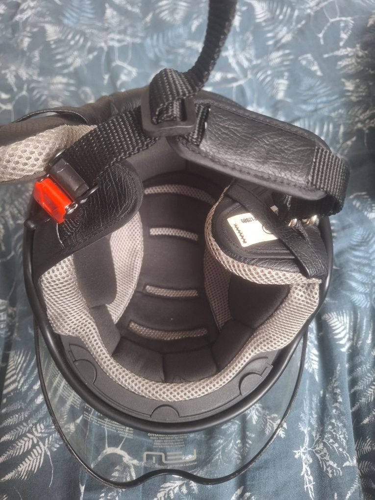 Kask snowboardowy marki lem