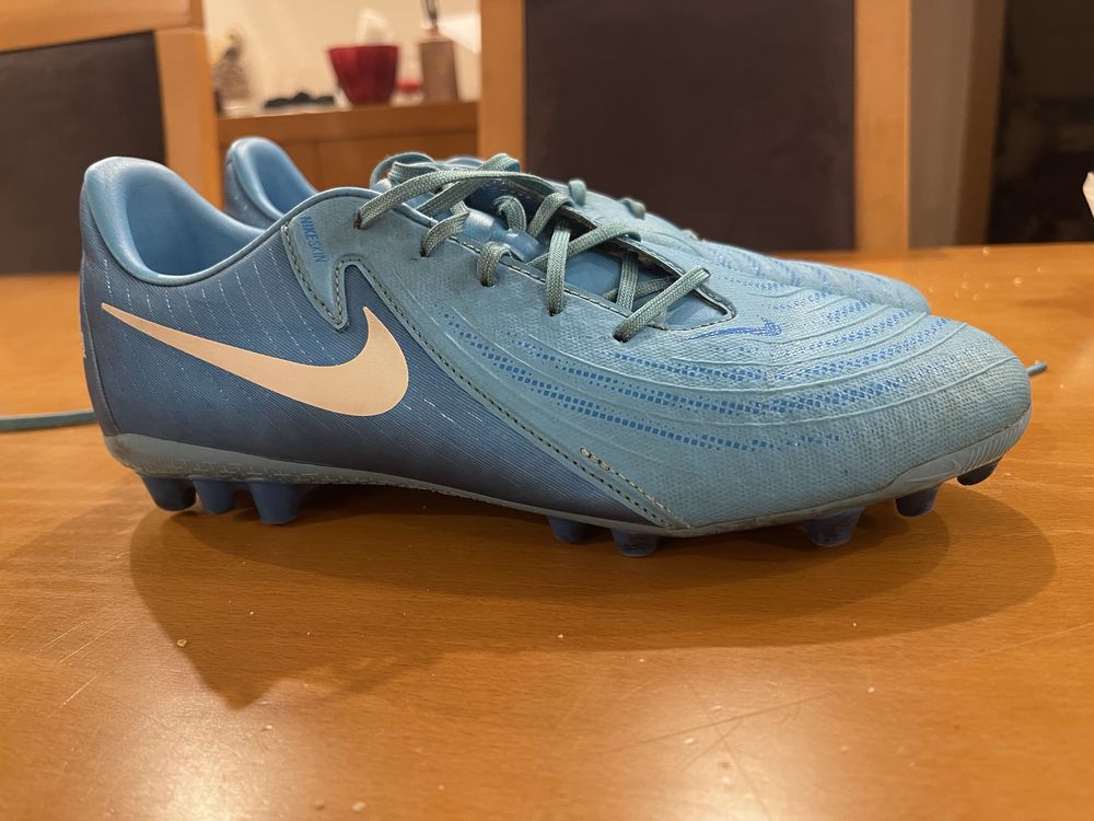 Chuteira Nike Phanton GX numero 40.5