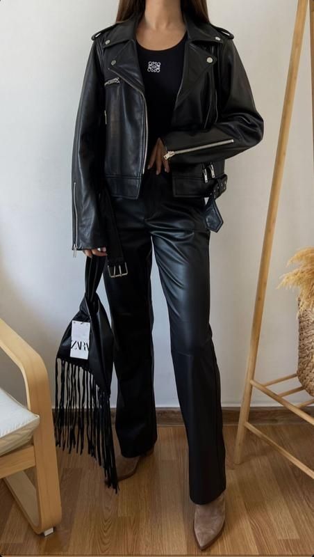 Zara оригинал косуха натуральная кожа

Размер XS, S - В НАЛИЧИИ в Киев