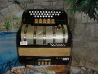 Concertina para venda N, 837