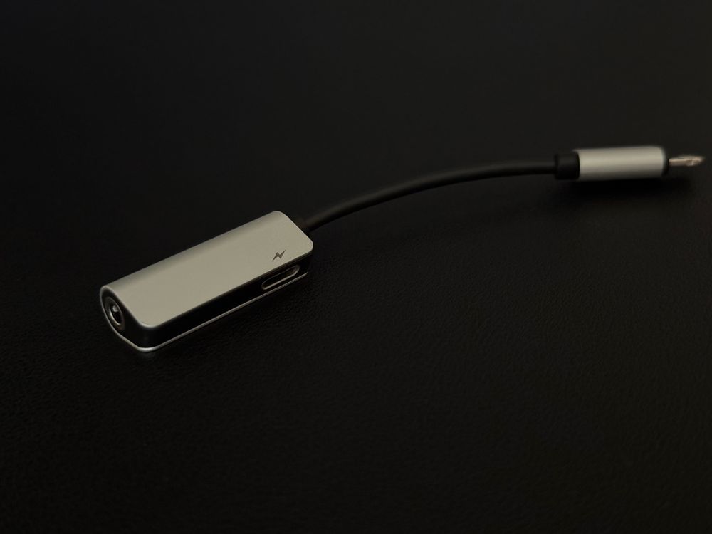 Baseus L32 przejściówka Lightning na mini jack 3.5mm+ładowanie adapter