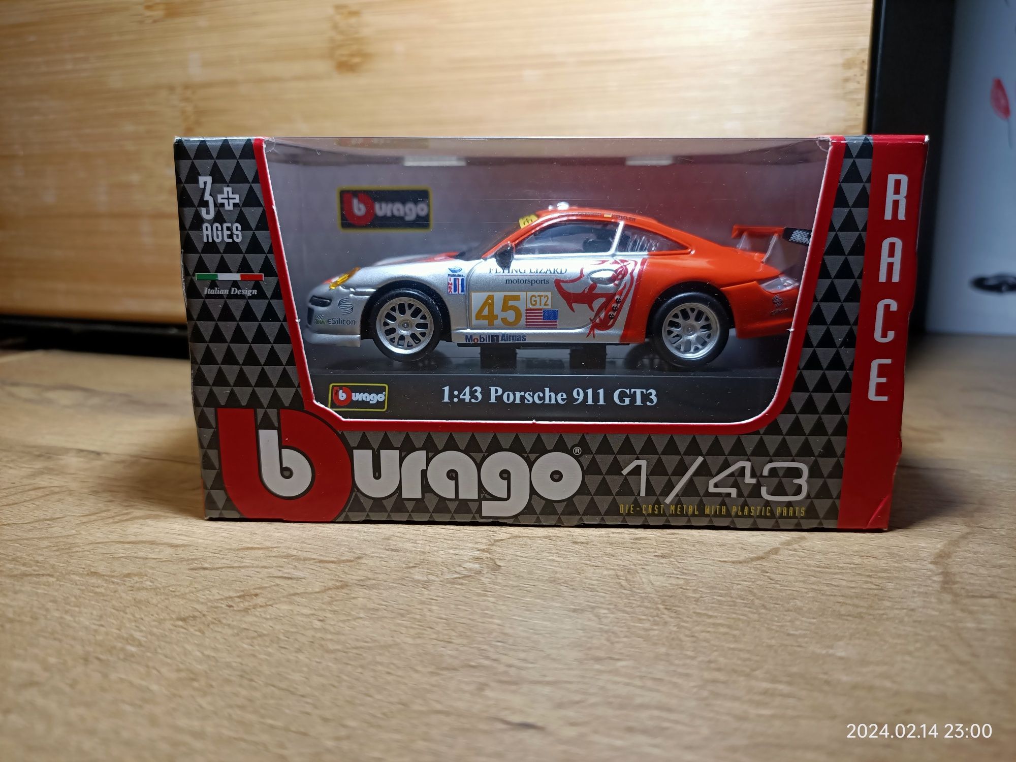 Bburago Porsche 911 GT3 seria RACE 1/43