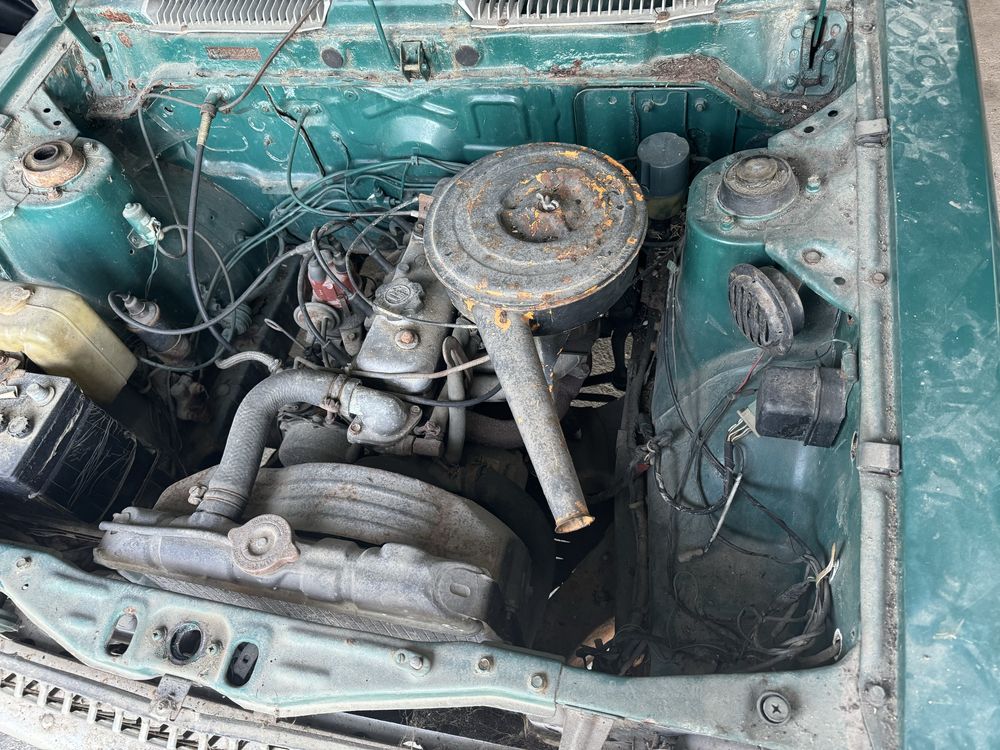 Toyota Corola EK20 Deluxe - para restauro