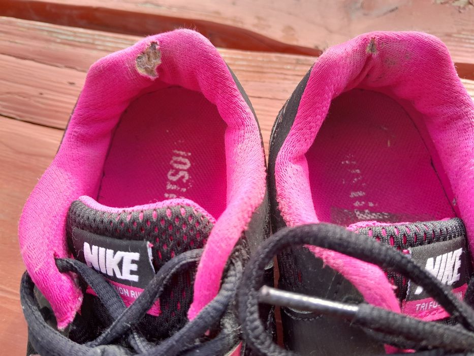 Czarno różowe buty Nike trofushion Run 37.5