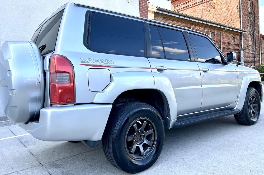 Nissan Patrol Safari 4.8 benzyna Zamiana