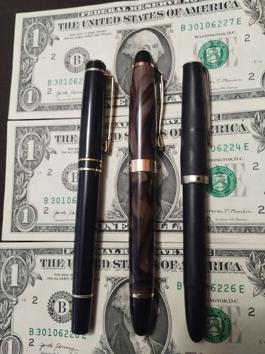 Продам лот перових ручок