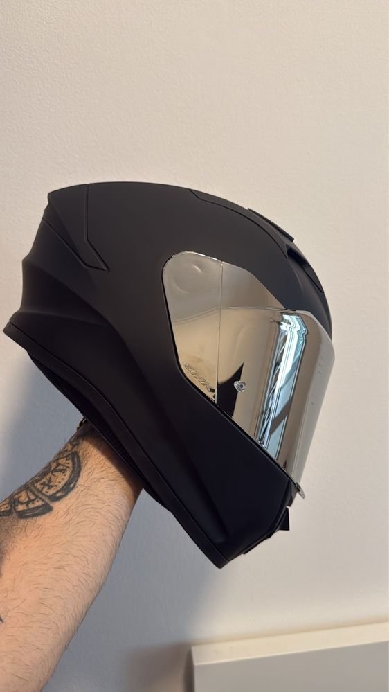 Capacete SMK como novo