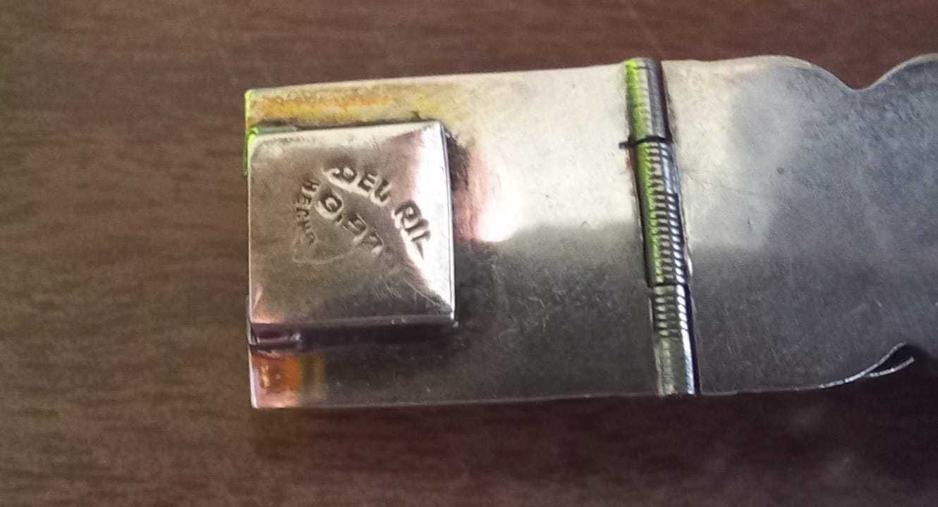Pulseira rara em prata e pedras verdes, dos anos 50 - vintage
