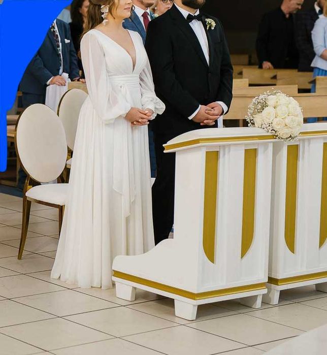 Zwiewna suknia ślubna