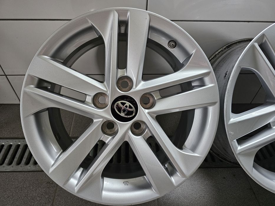 Alufelgi 16 5x114,3+czujniki Toyota Auris Corolla Verso Avensis Rav4