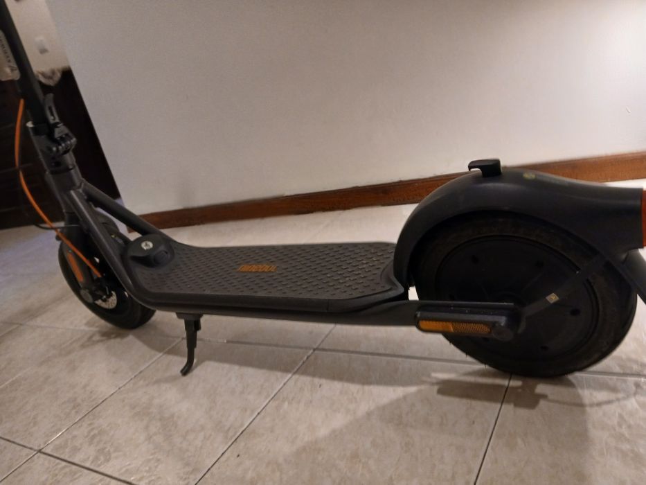 Trotineta elétrico ninebot
