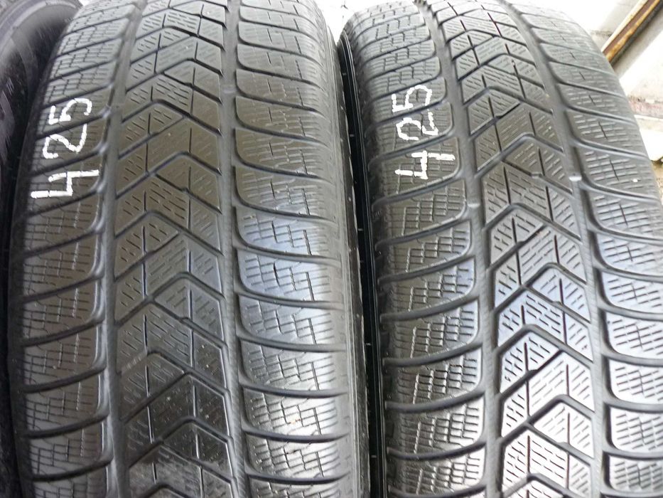 [425] AUDI Q5  8x18 et39 + 235/60/18 PIRELLI winter 5x112