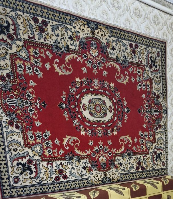 Продам ковер 200 × 150 см