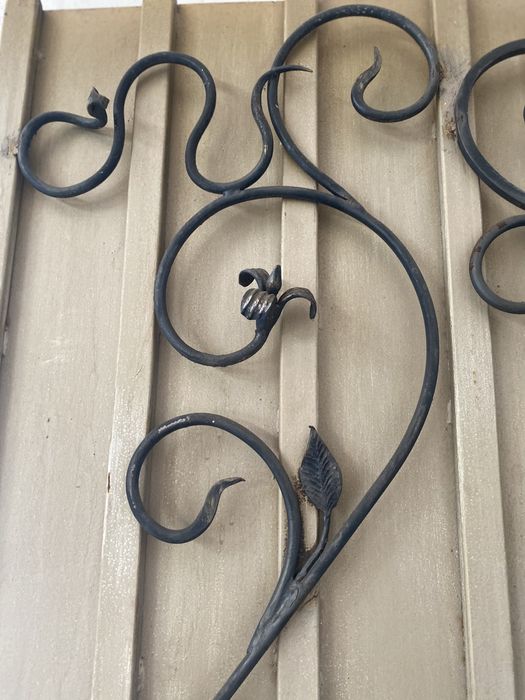 Кованні гаражні ворота