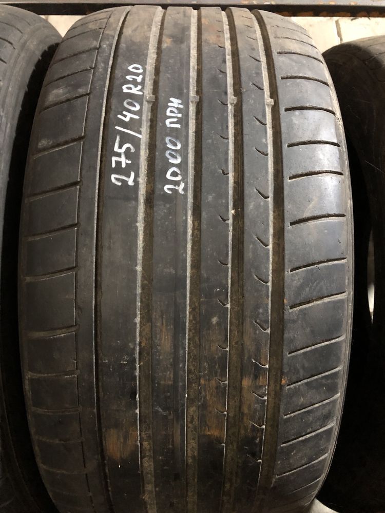 Продам шини Dunlop 275/40 R20 2шт