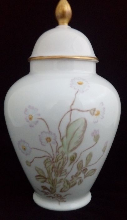 Seltmann porcelanowa amfora w kwiaty