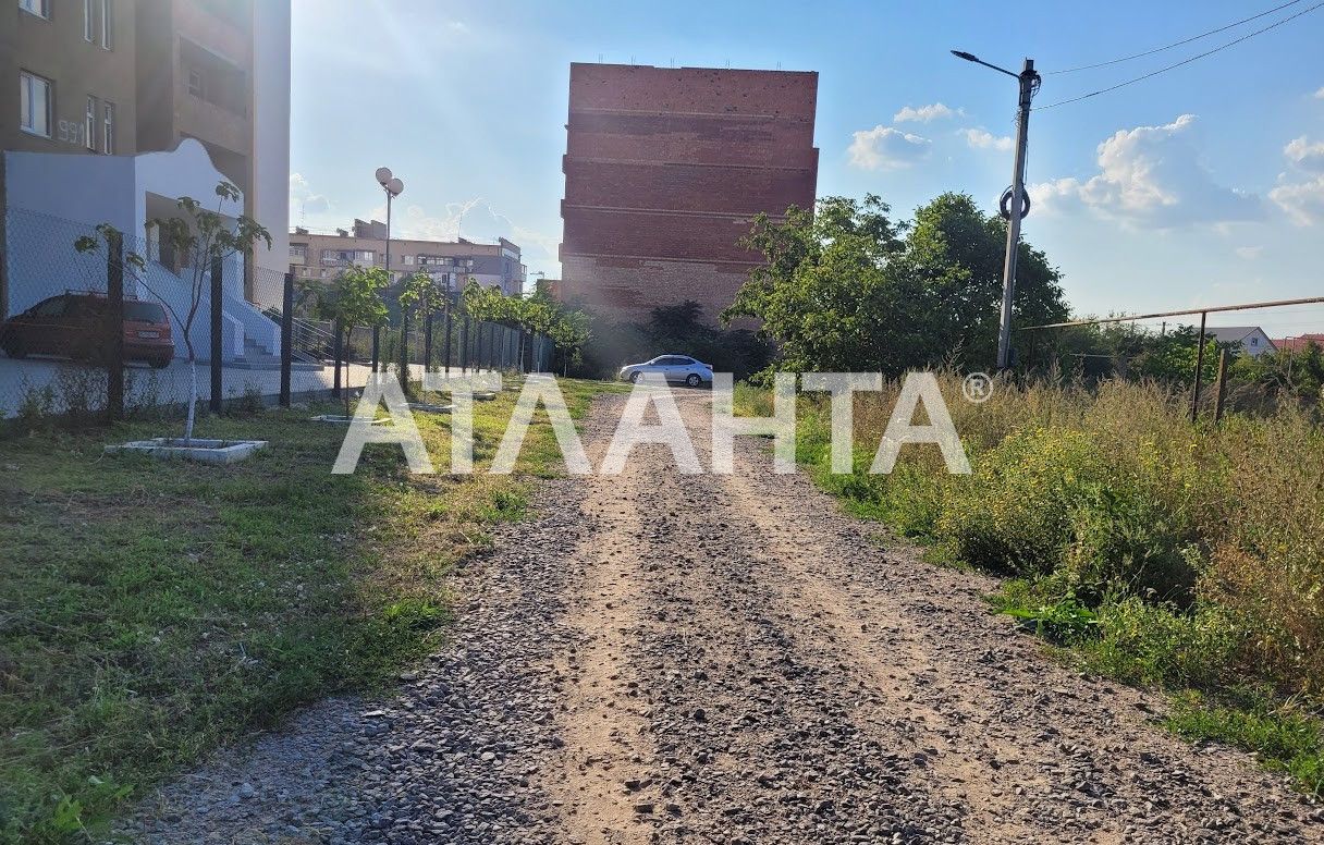 Участок 9 сот.. Хлебодарский.