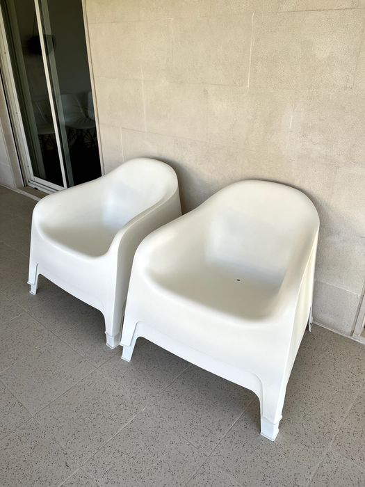 Quatro cadeiras jardim SKARPö (Ikea)