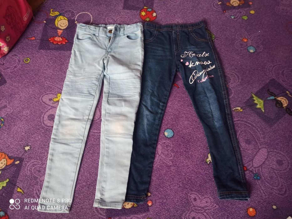 Spodnie jeansowe r. 128 cena za 2szt.
