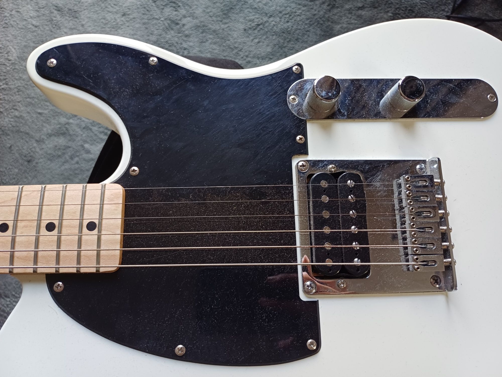 Gitara Elektryczna Squier Sonic Esquire H Arctic White