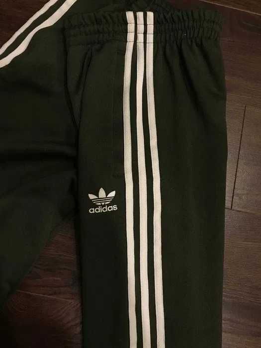 Спортивные штаны Adidas