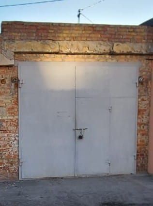 Здам цегляний гараж в оренду кооперативТРАКТОРНИЙ РівнеНебожицького 16