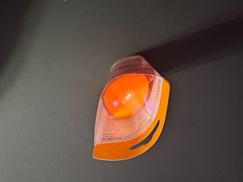 Esponja de maquilhagem base Real Techniques Miracle Complexion NOVO