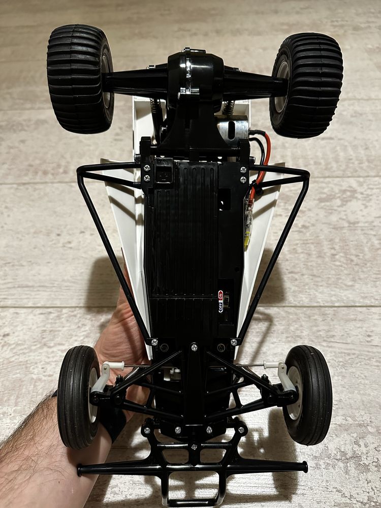 Tamiya Grasshopper samochód RC NOWY
