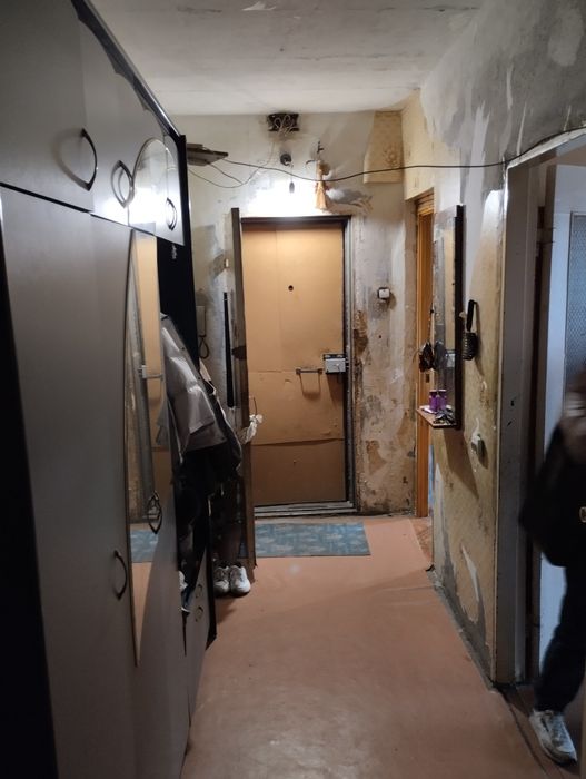 3-я   3/9 Автономка Аваль банк Возле АТБ, напротив  ост.Молодежная