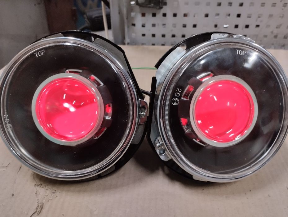 Продам фары ВАЗ 2103, 2106