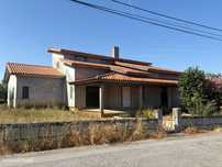 Moradia em Construção em Santiago / Vila-Branca