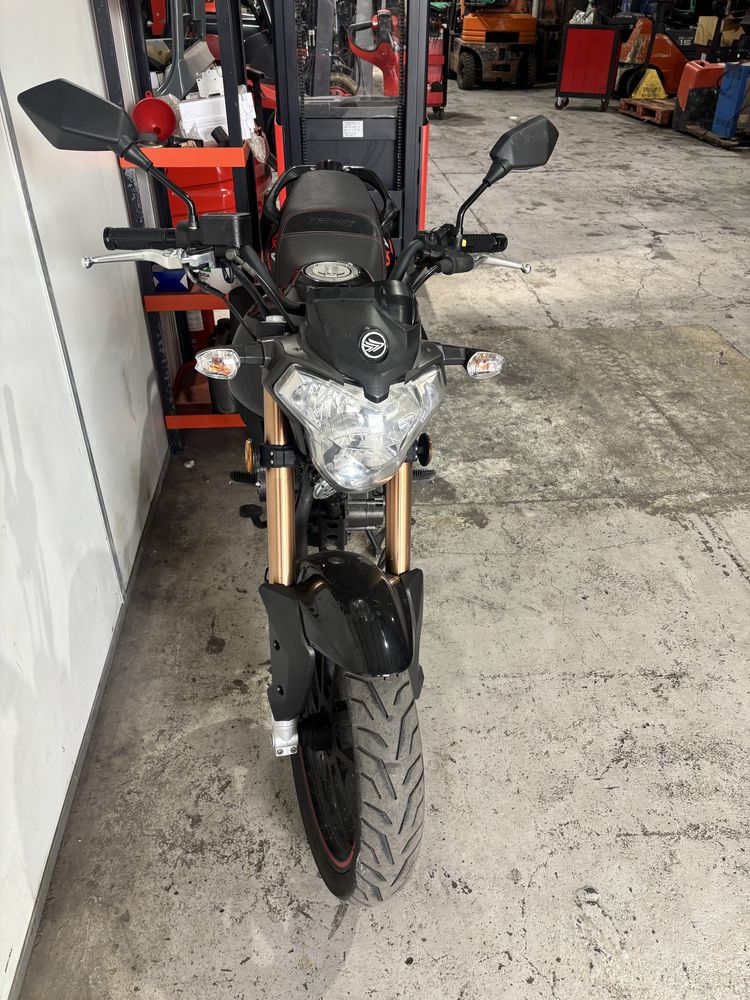 Keeway RKV 125 avariada