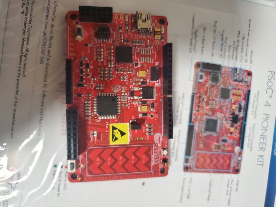 Мікроконтролер плата розробки Cypress PSoC 4 Pioneer Kit (CY8CKIT-042