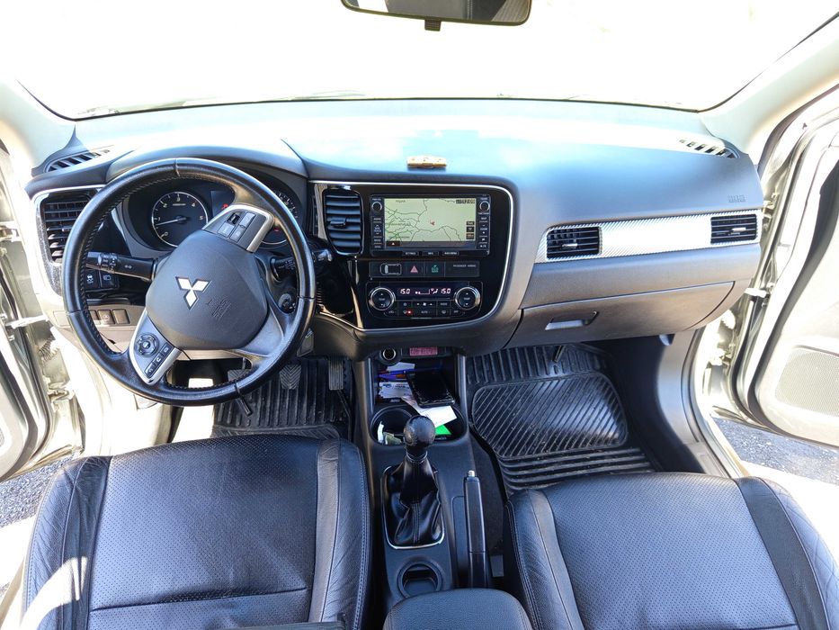 Mitsubishi Outlander 2,2 дизель