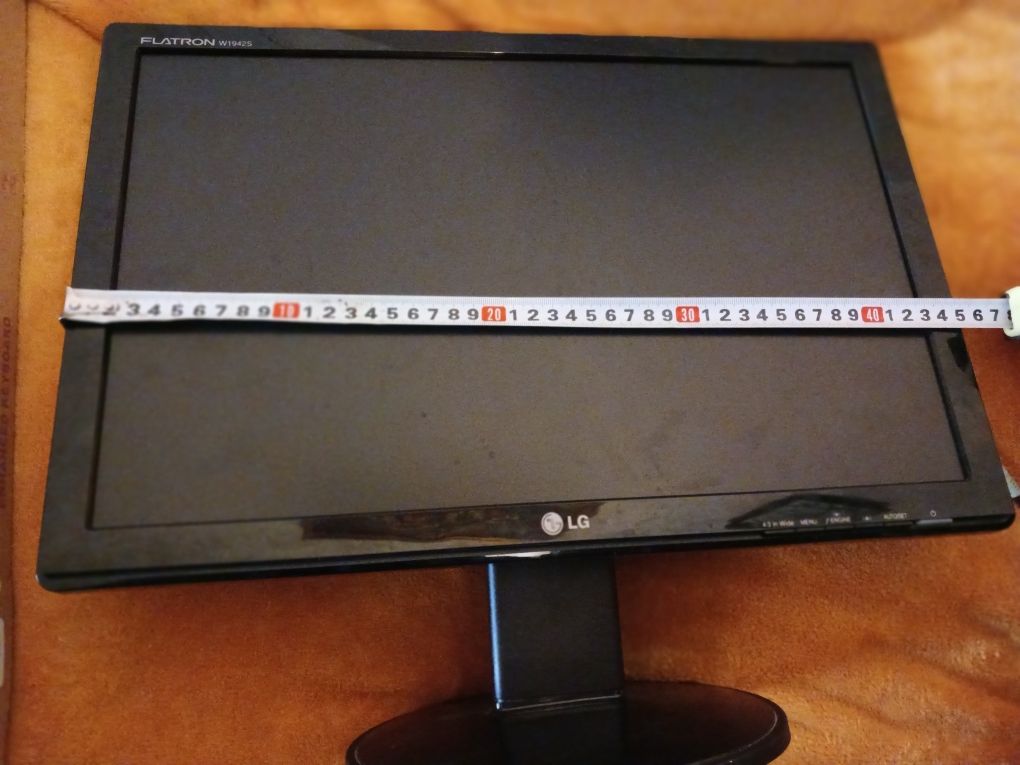 Монітор LG вживане